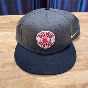 NWOT NIKE Dri-Fit Redsox Hat